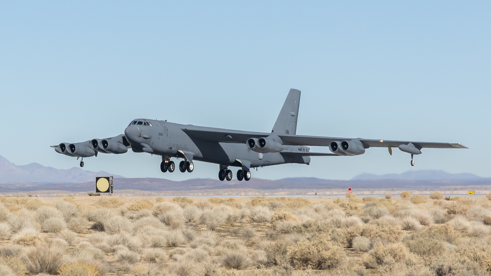 B-52 Upgraded with AESA Radar Arrives at Edwards AFB