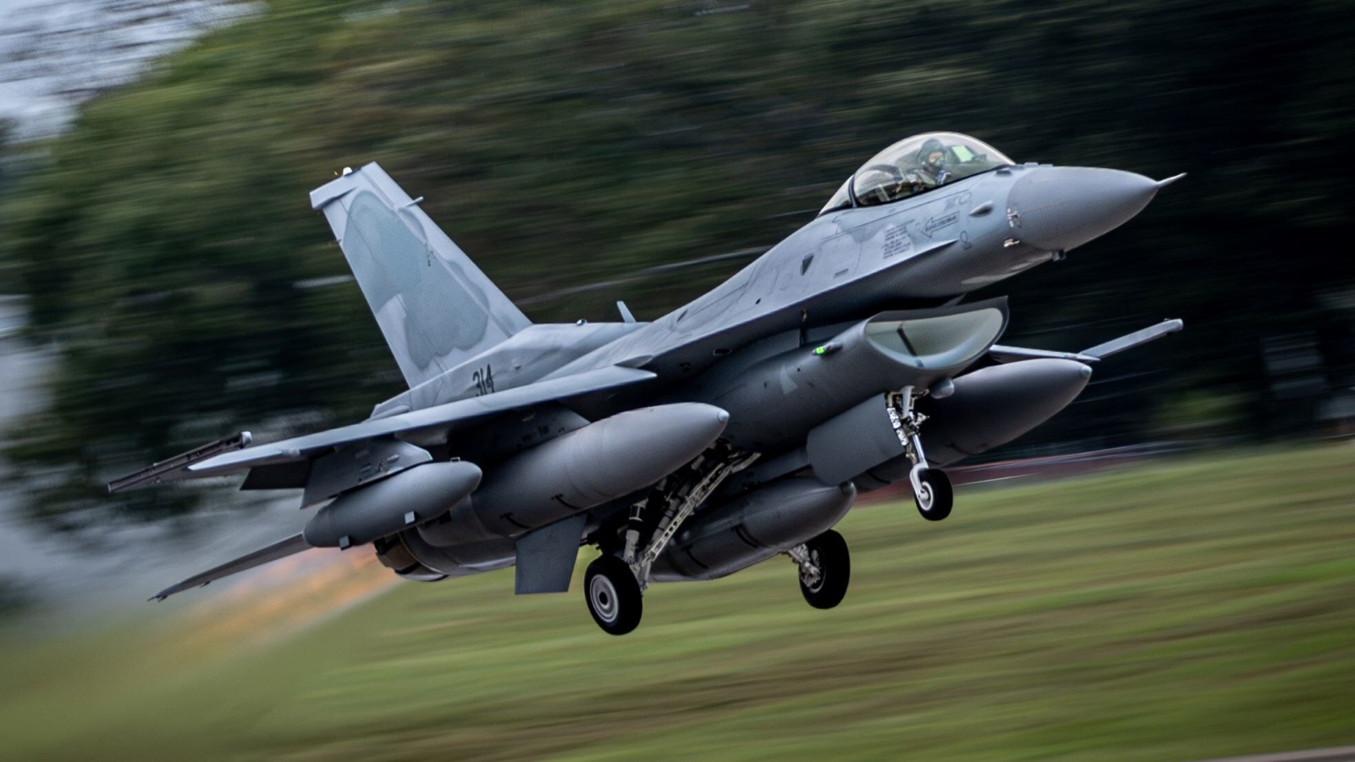 Lockheed Martin Completes Production of F-16s for Slovakia and Bulgaria