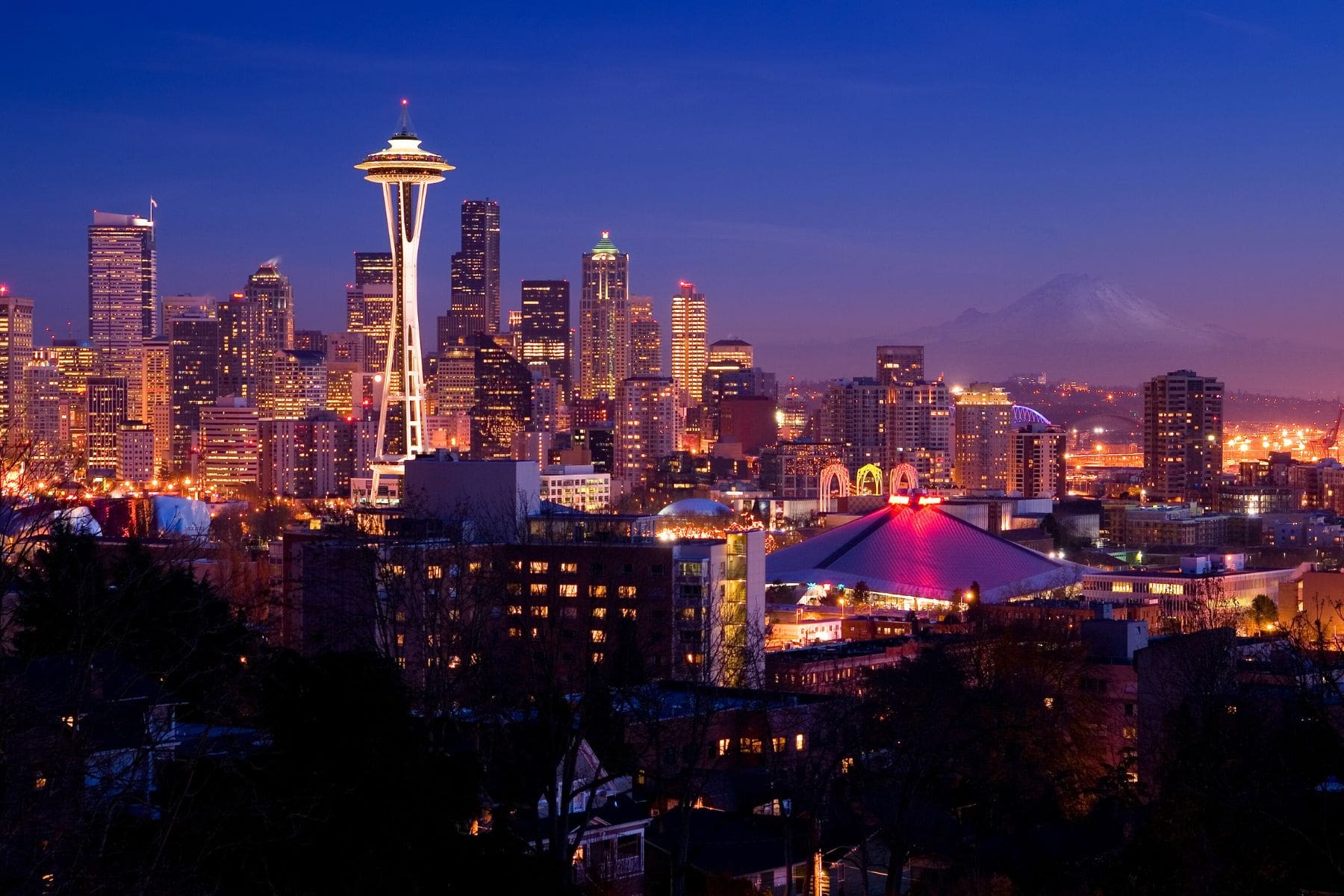 Celebrate Valentine&rsquo;s Day in Seattle With These Sweetheart Sites