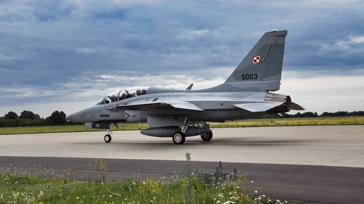 Poland Moves to Arm FA-50PL With AIM-9X