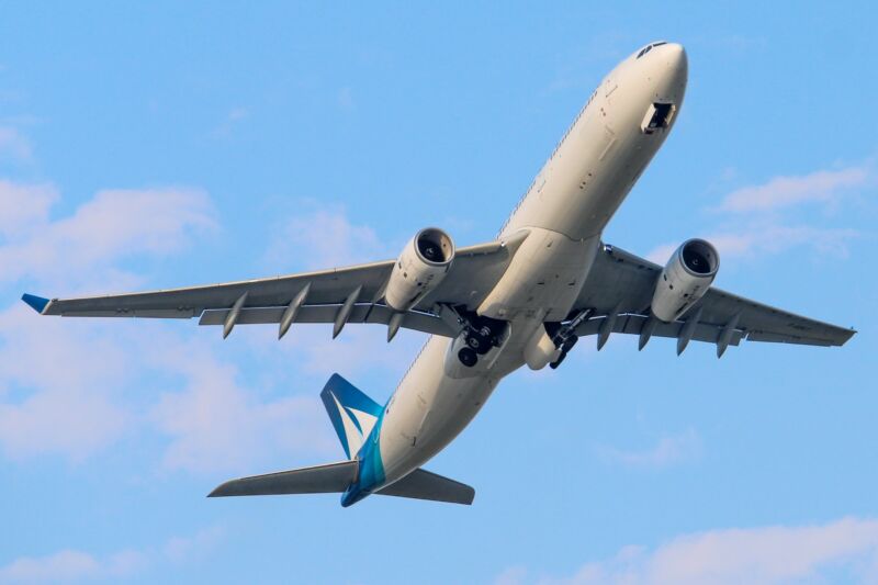 Image for the Tweet beginning: Antilles, océan Indien, Afrique :